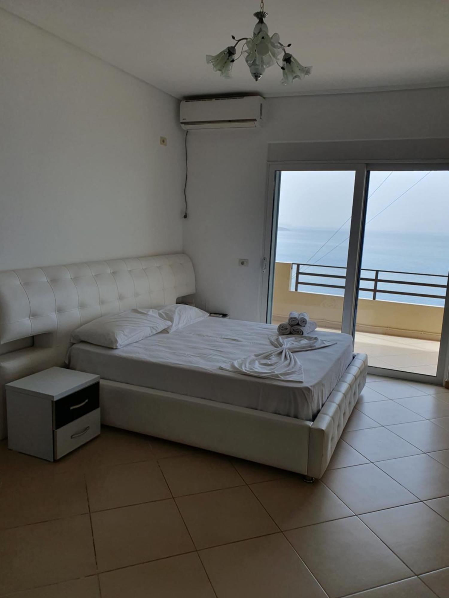 Klajdi Apartaments Sarandë Exterior foto