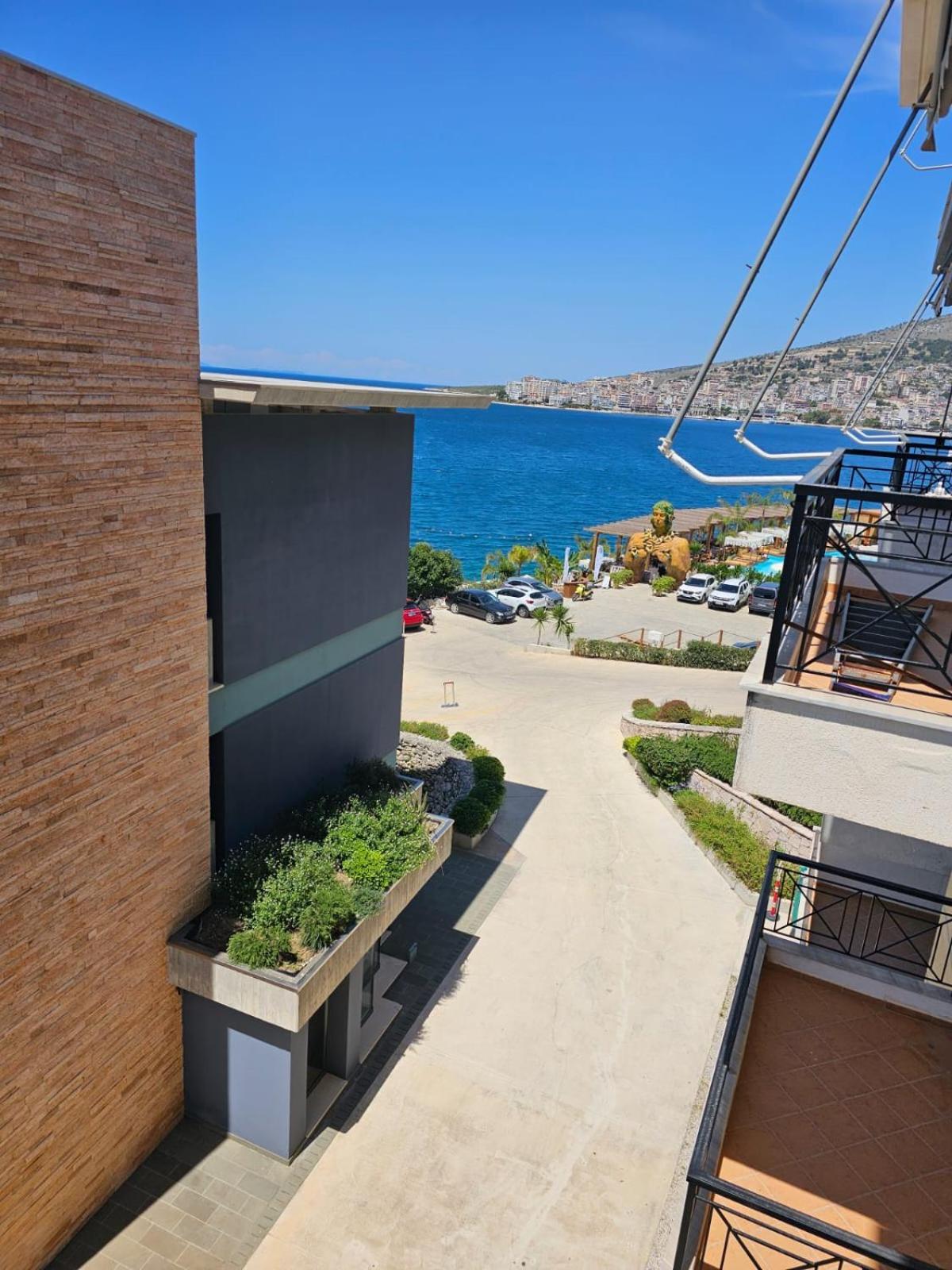 Klajdi Apartaments Sarandë Exterior foto